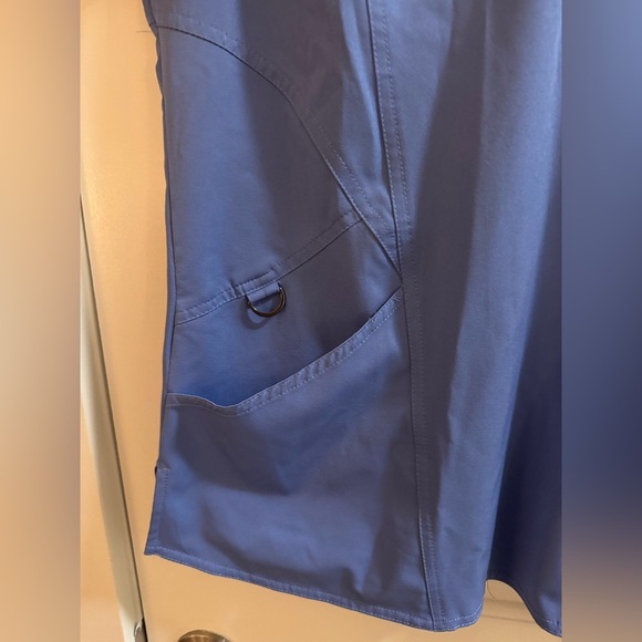 Blue V-Neck Scrub Top - Picture 3 of 5